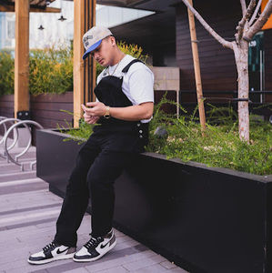 Meet your Posher, Shot by the